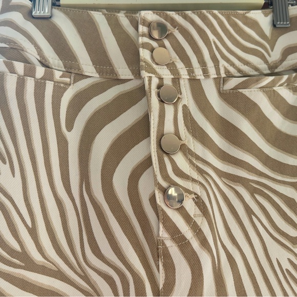 J. McLaughlin Leora Wide Leg Jeans in Tan/Cream Seabray NWT - Picture 3 of 8